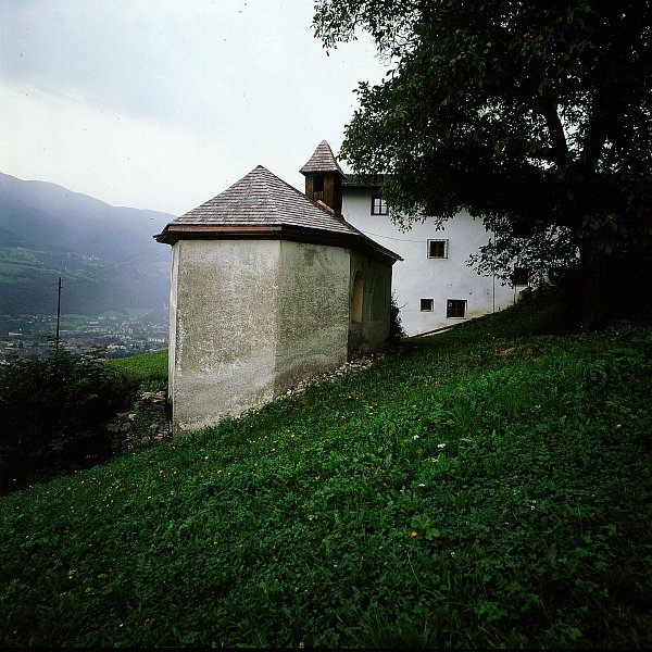 CAPPELLA DELL'ASSUNZIONE PRESSO IL MASO BURGER A PIAN DI SOTTO