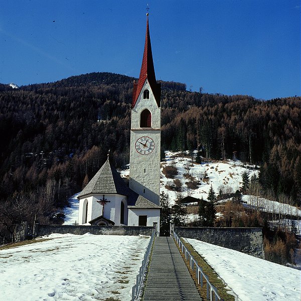 PARROCCHIALE DI SAN SEBASTIANO CON CIMITERO