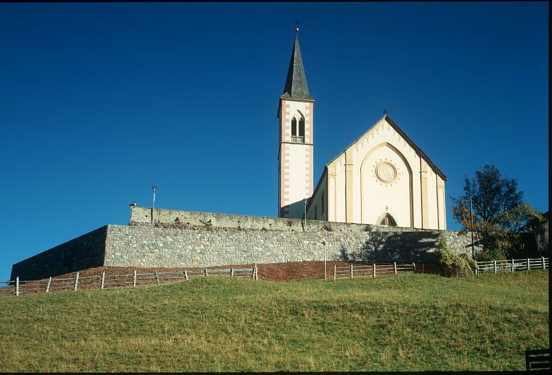 PARROCCHIALE DI SANTA CROCE E SAN GIACOMO E SANT'ELENA CON CAPPELLA CIMITERIALE E CIMITERO