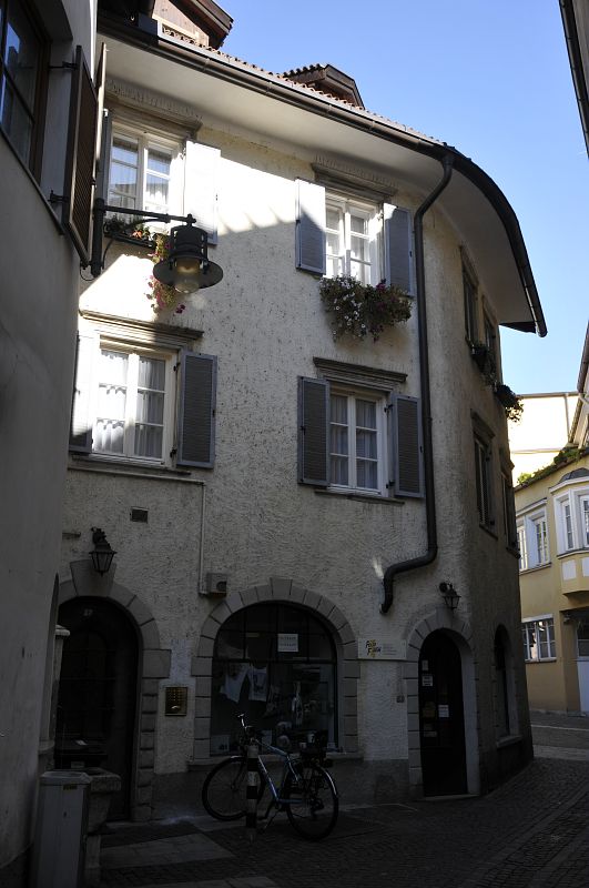 VIA CONCIAPELLI 37-39