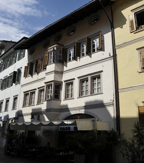 VIA ARGENTIERI 2A-2B