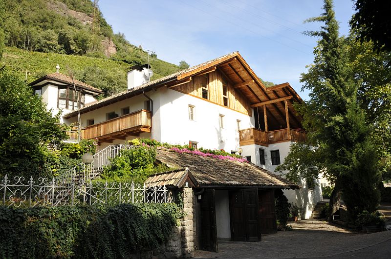 HOFMANN, VIA RAFENSTEIN 5