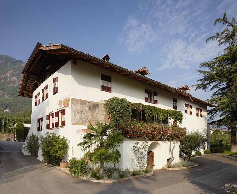 STERNBAUER, VIA BOTTAI 2