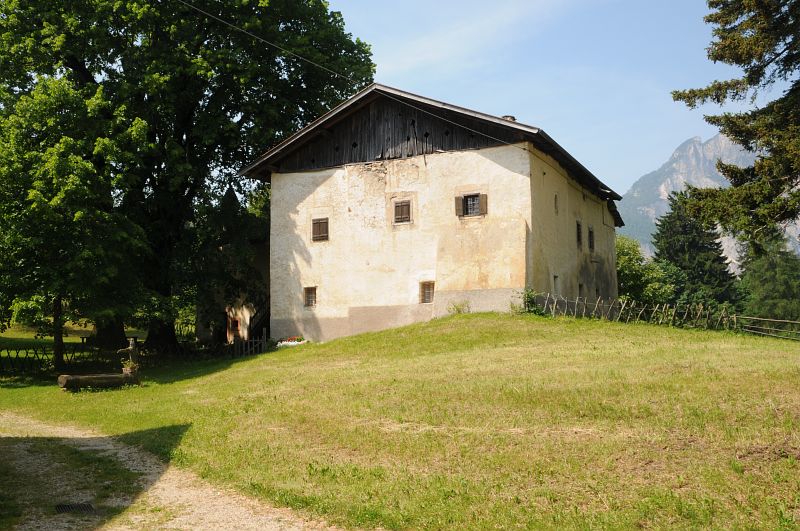 KELLERHOF CON CAPPELLA DI SANT'ANNA