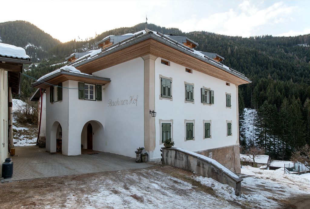 BACHNERHOF CON CAPPELLA DI S.MARTINO