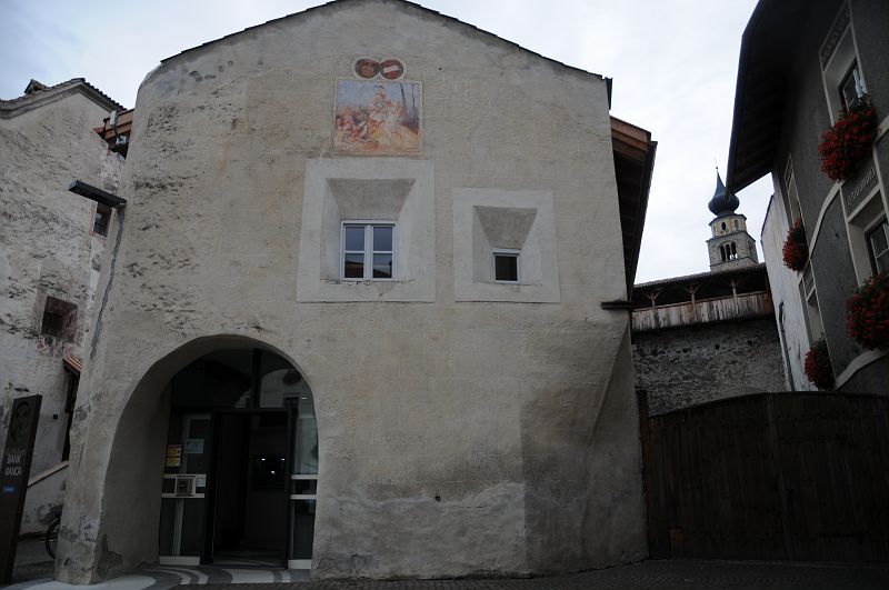 PIAZZA DELLA CITTÀ 3