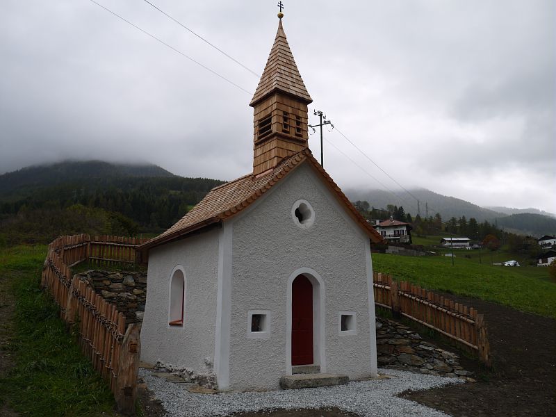 CAPPELLA DELLA CROCE PRESSO IL MASO MOATNER