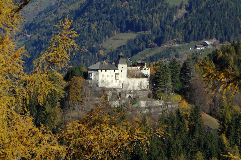 KEHLBURG CON CAPPELLA DI SANT'ERASMO