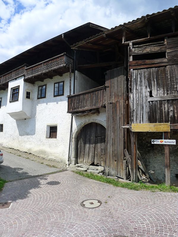 PLATZER A SAN PIETRO MEZZOMONTE