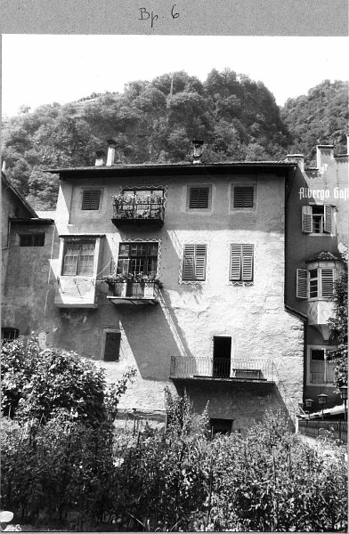 CASA DEL BENEFICIATO, CITTÁ ALTA 64